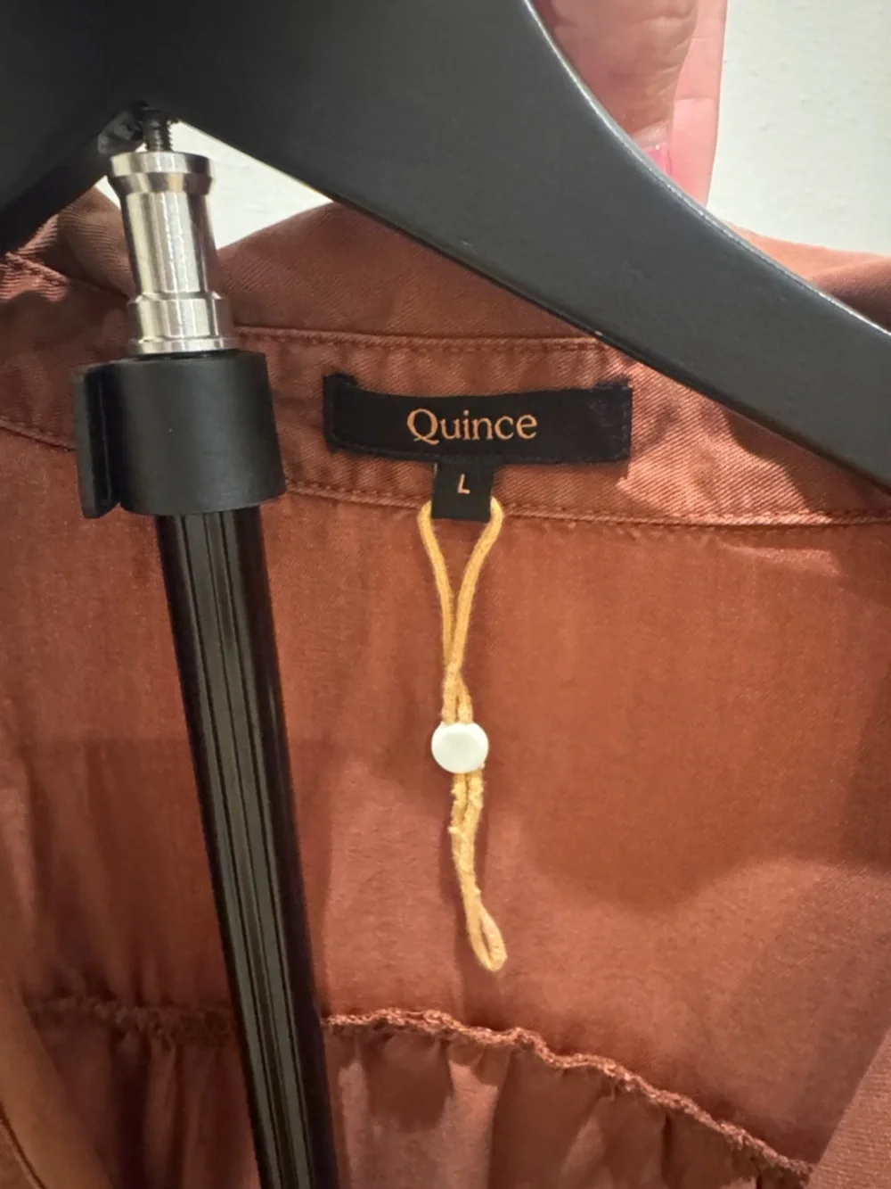Quince Men's Short-Sleeve Button-Down Shirt in Rust - Picture 2 of 3